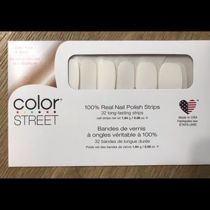 Color street clear as day